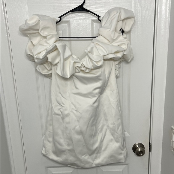 Chic White Ruffled Mini Dress - Picture 1 of 3